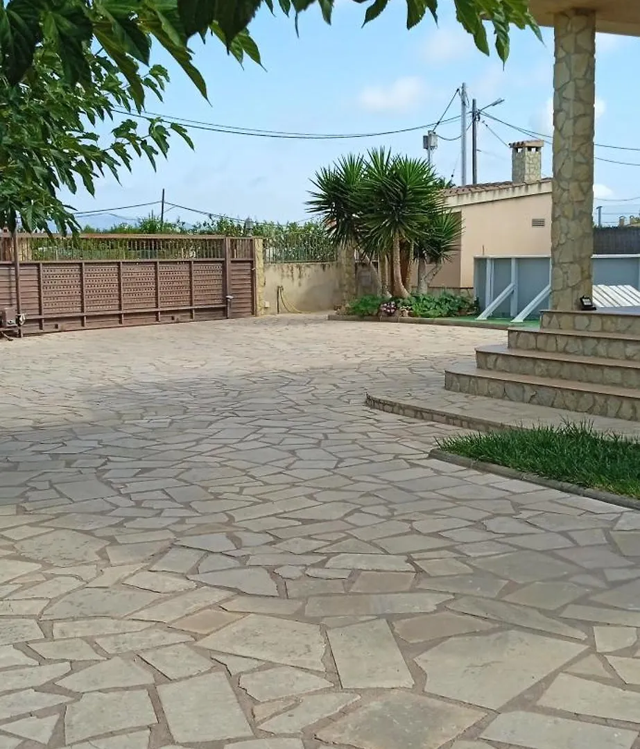 Susana Deltebre 0*,  Ισπανία